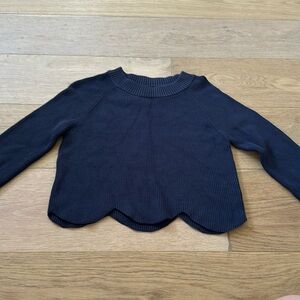 Wilfred, Aritzia cropped scalloped sweater